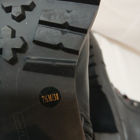 Gaviana Boots by Vince Camuto - Picture 6 of 7